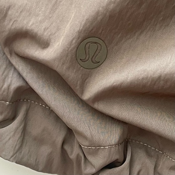 SOLD.  Lululemon Lightweight Hem-Cinch Bomber Jacket Nomad Size M - Picture 13 of 13